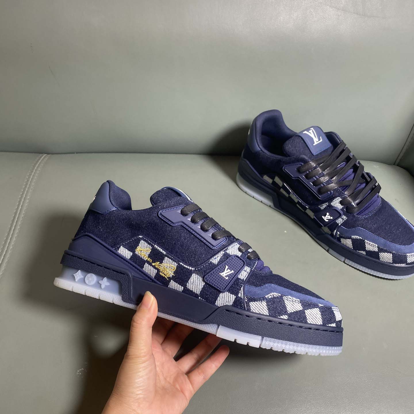 Louis Vuitton LV Trainer Sneaker  1AIKS9 - EUR FASHION