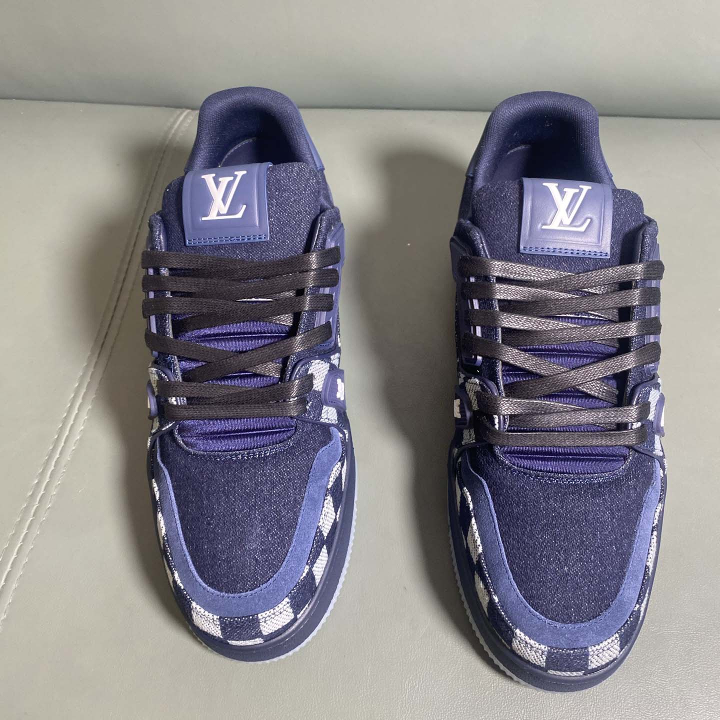 Louis Vuitton LV Trainer Sneaker  1AIKS9 - EUR FASHION