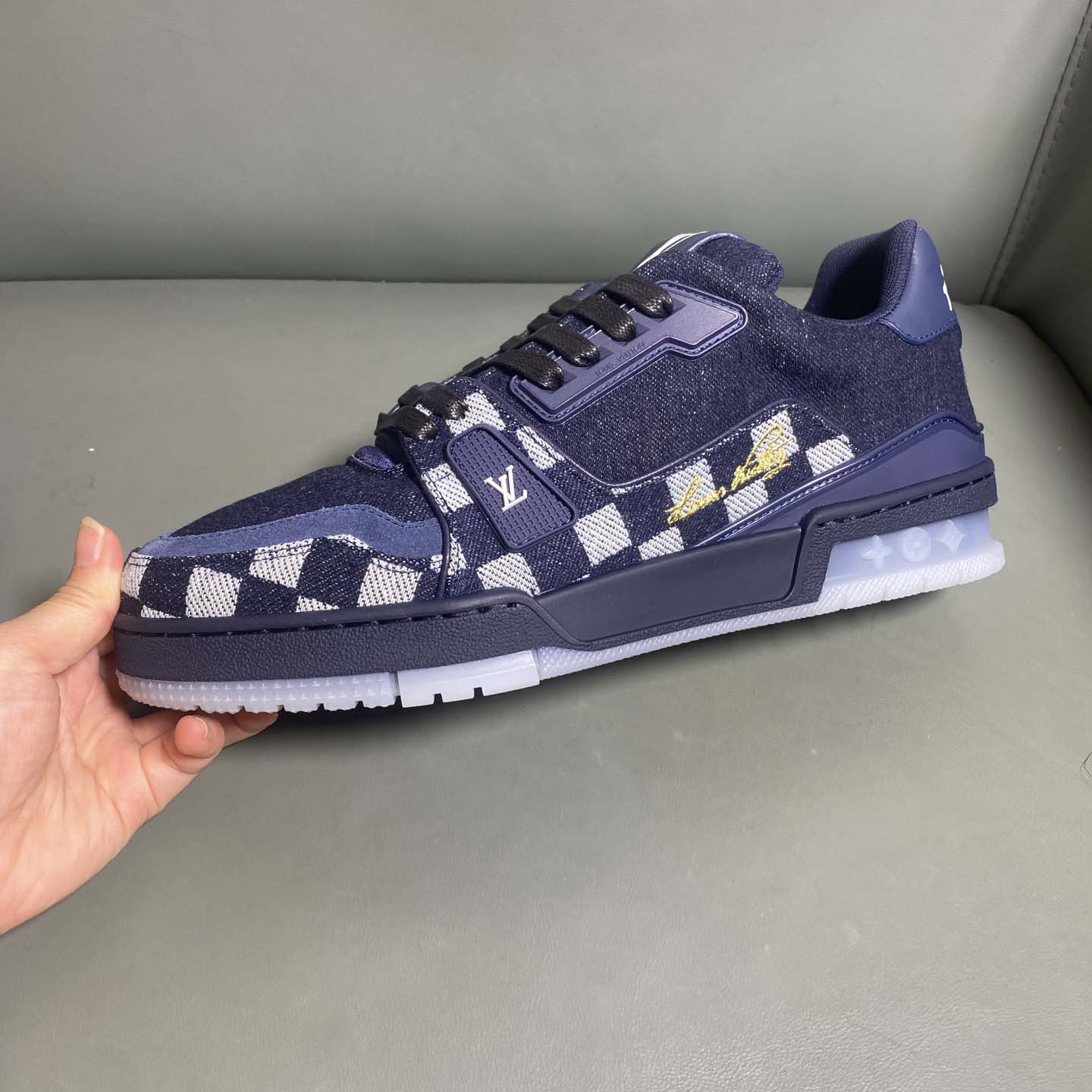 Louis Vuitton LV Trainer Sneaker  1AIKS9 - EUR FASHION