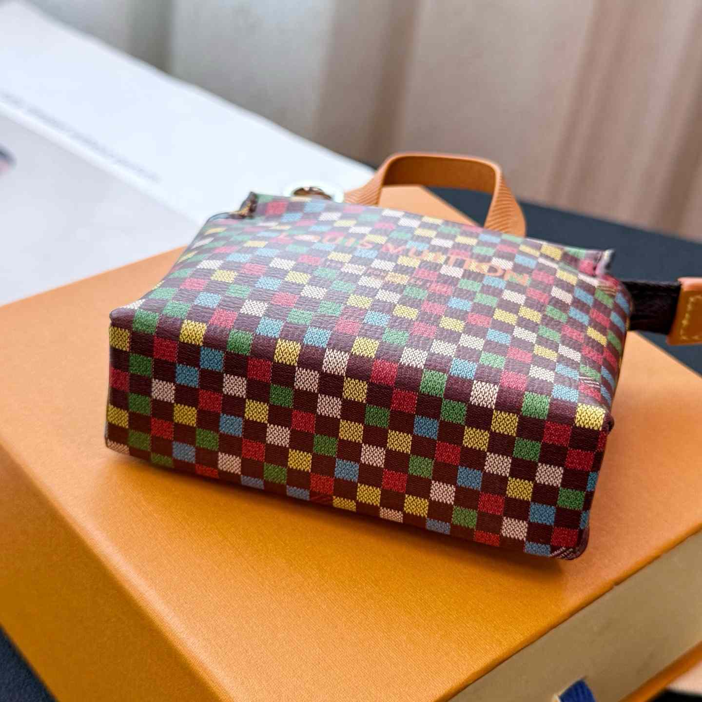 Louis Vuitton LV Mini Shopper Bag Charm    - EUR FASHION