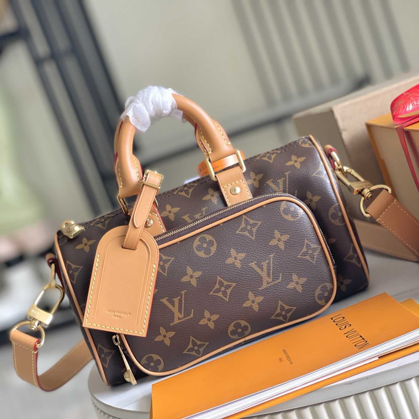 - EUR FASHION