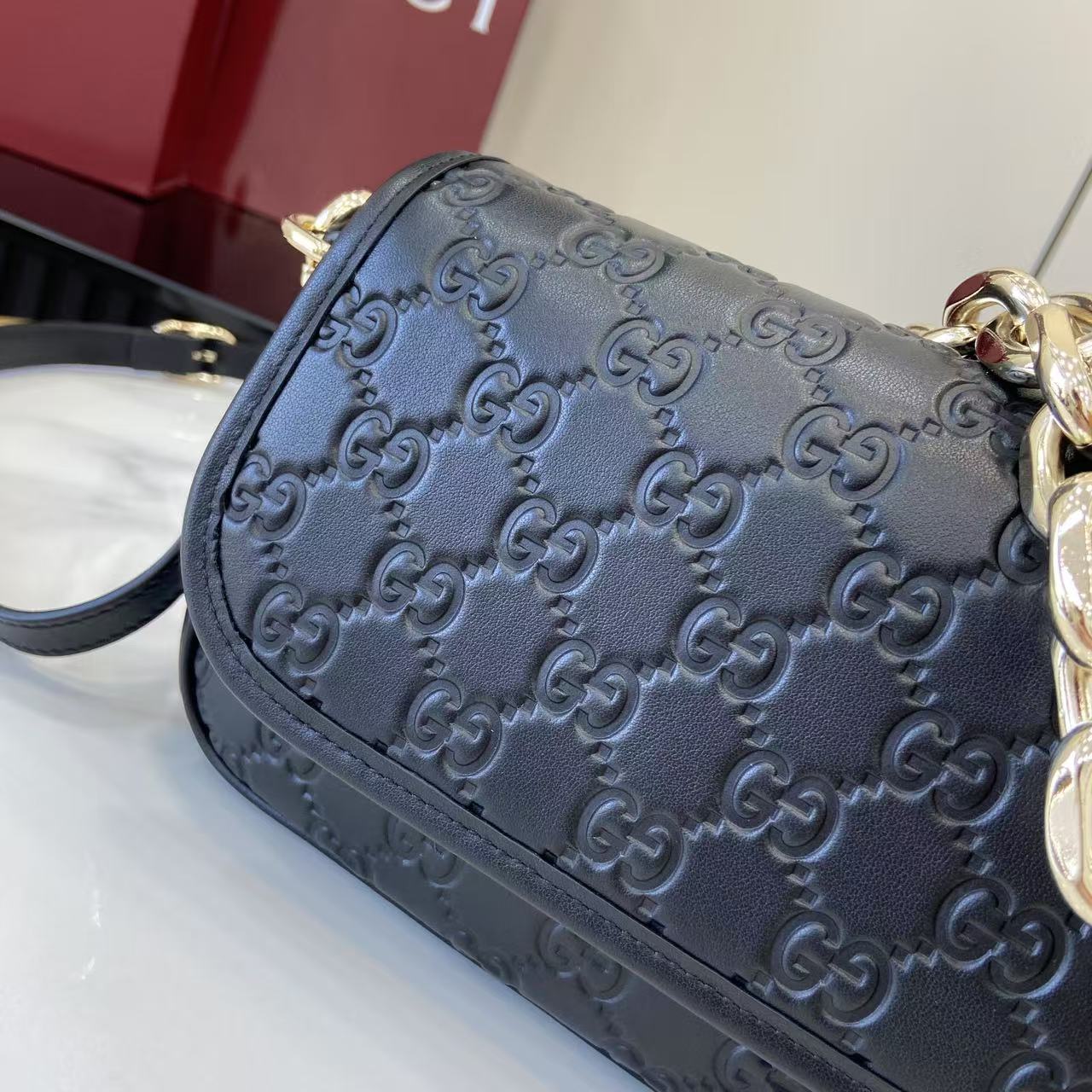 Gucci GG Emblem Small Shoulder Bag - EUR FASHION