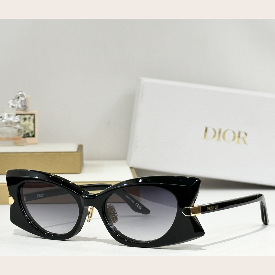  - EUR FASHION