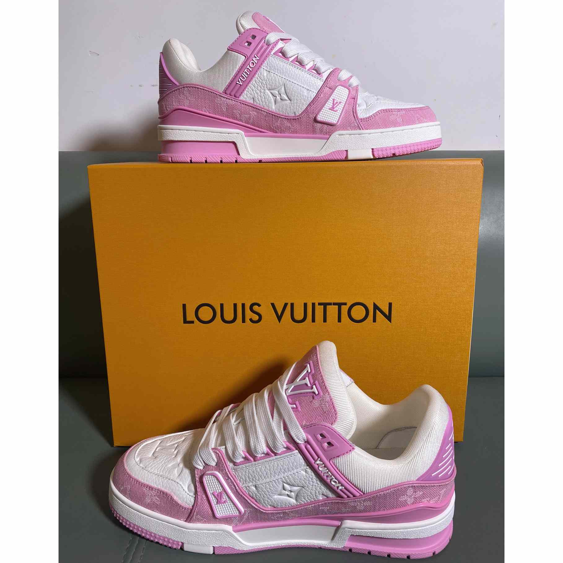 Louis Vuitton LV Trainer Sneaker      1AIKOM - EUR FASHION