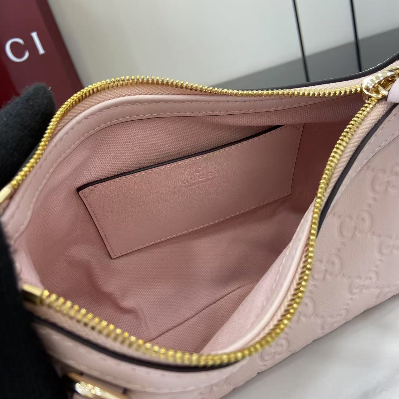 Gucci GG Emblem Small Shoulder Bag - EUR FASHION