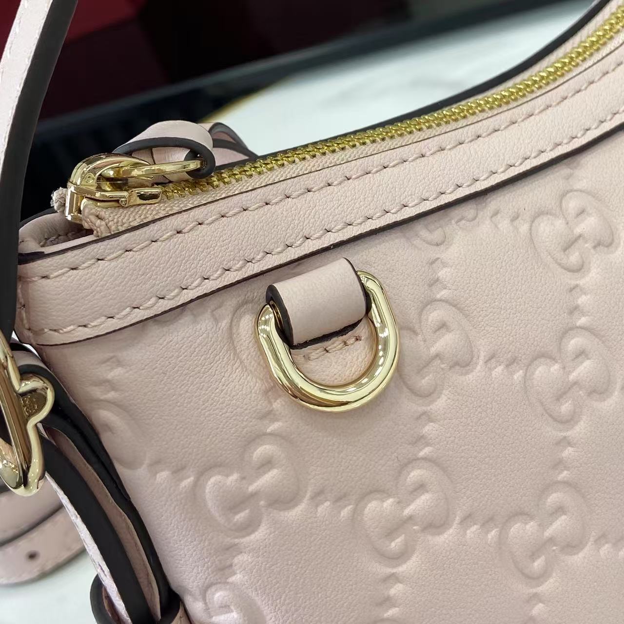 Gucci GG Emblem Small Shoulder Bag - EUR FASHION