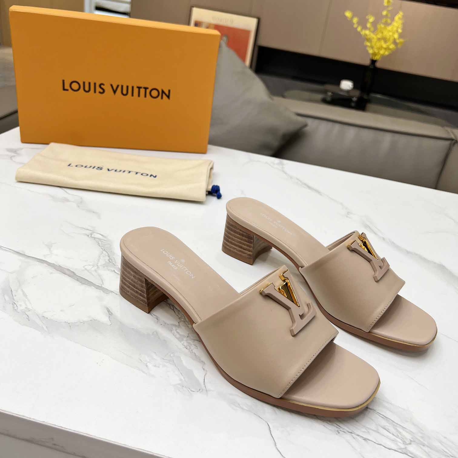  - EUR FASHION