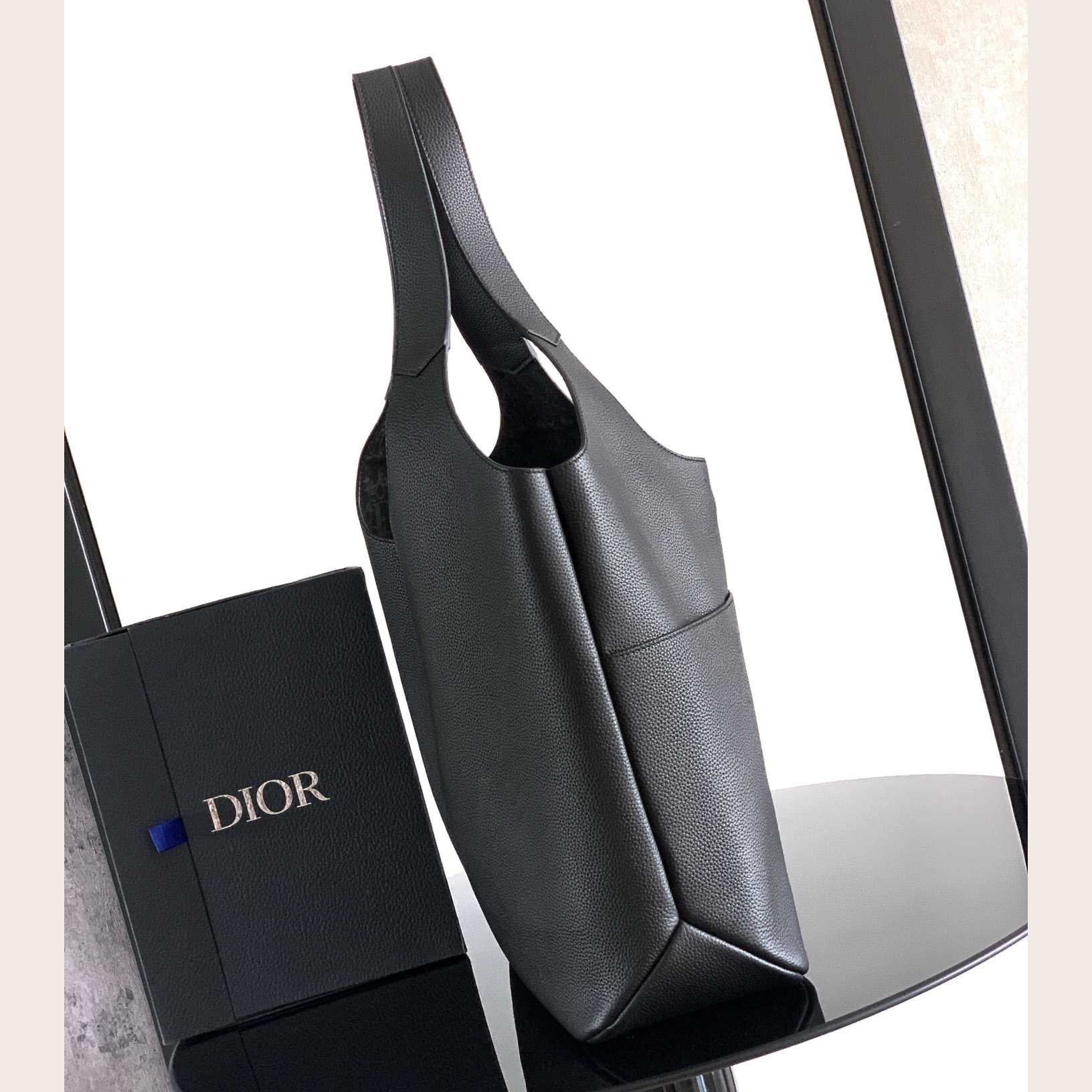 Dior Privé Tote Bag  - EUR FASHION