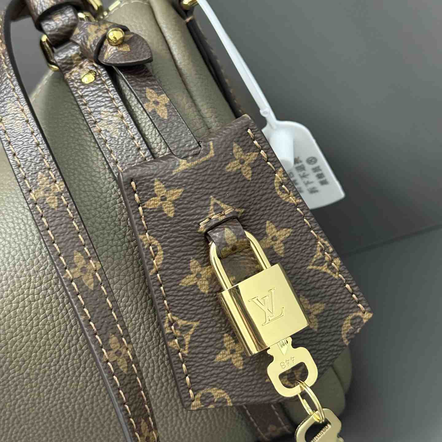 Louis Vuitton Express PM   M26360 - EUR FASHION