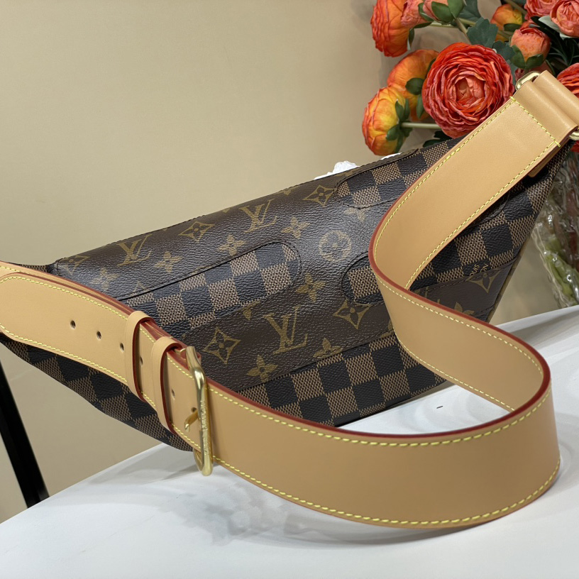 Louis Vuitton Rush Bumbag   M15271 - EUR FASHION