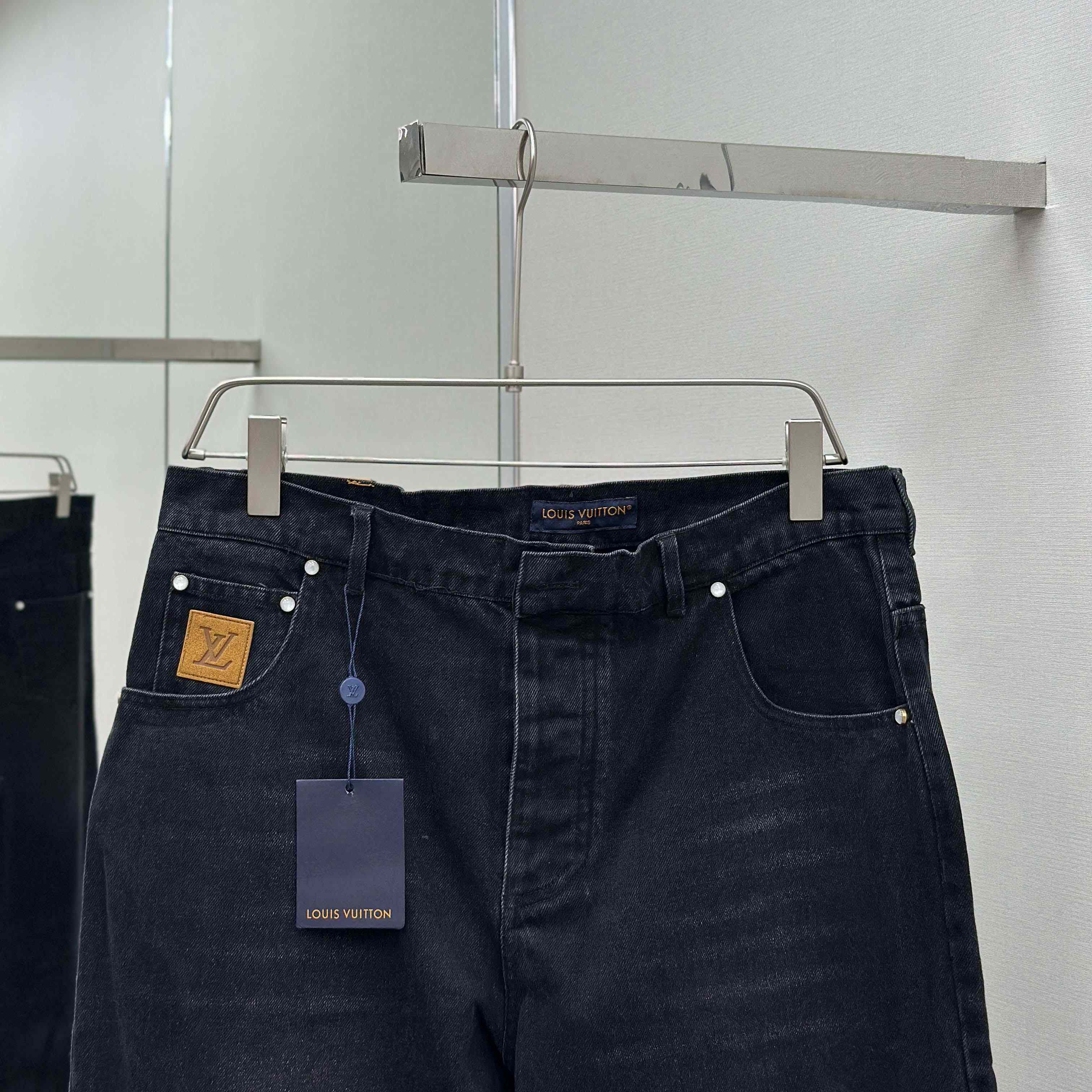 Louis Vuitton LV Skate Denim Pants   1AILKZ - EUR FASHION