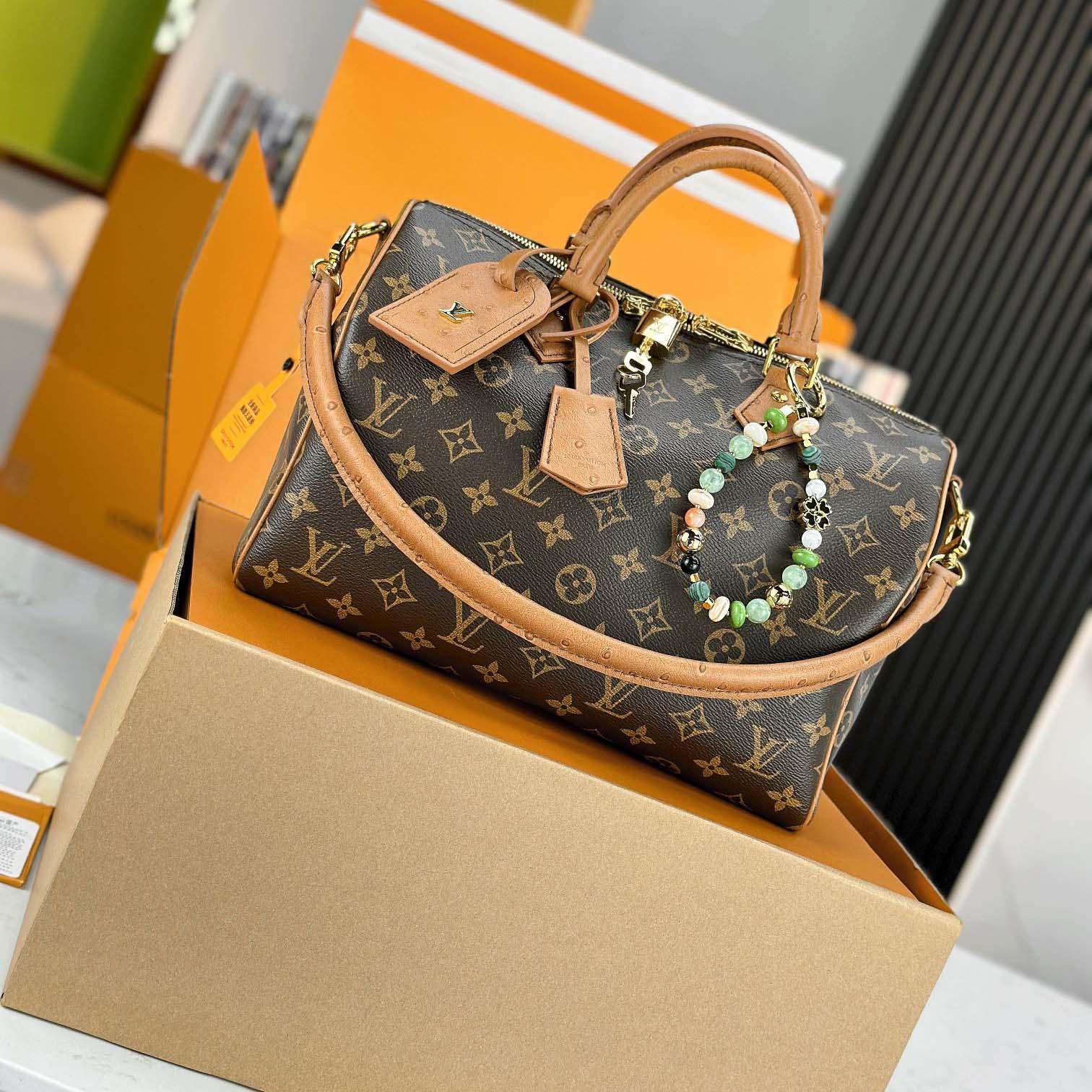  - EUR FASHION