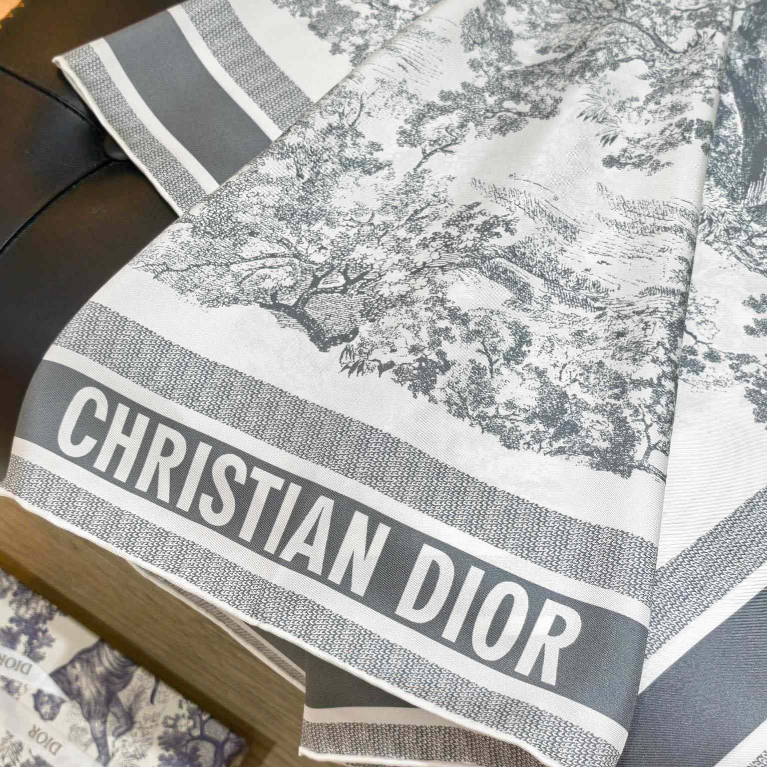 Dior Toile de Jouy Sauvage 90 Square Scarf  - EUR FASHION
