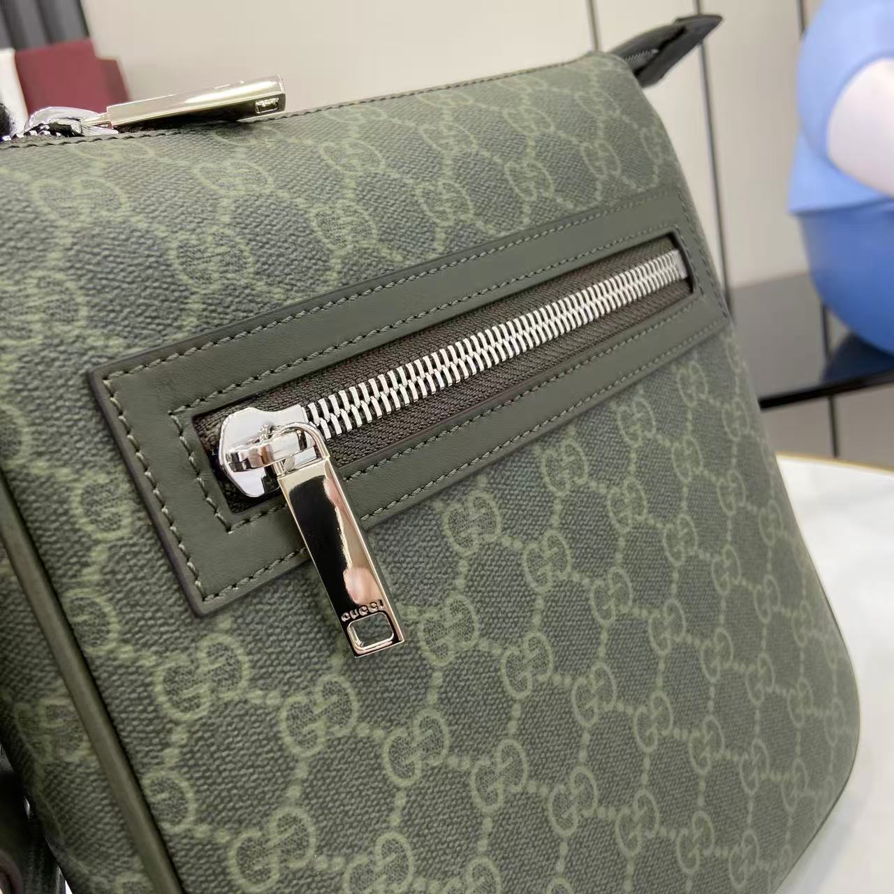 Gucci GG Monogram Small Messenger Bag - EUR FASHION