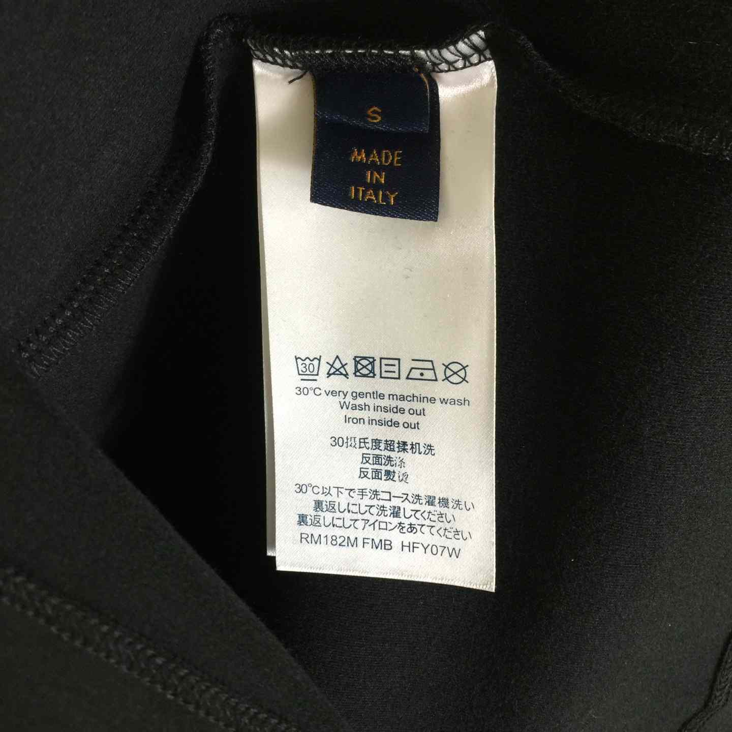 Louis Vuitton Embossed LV Long-Sleeved T-Shirt - EUR FASHION