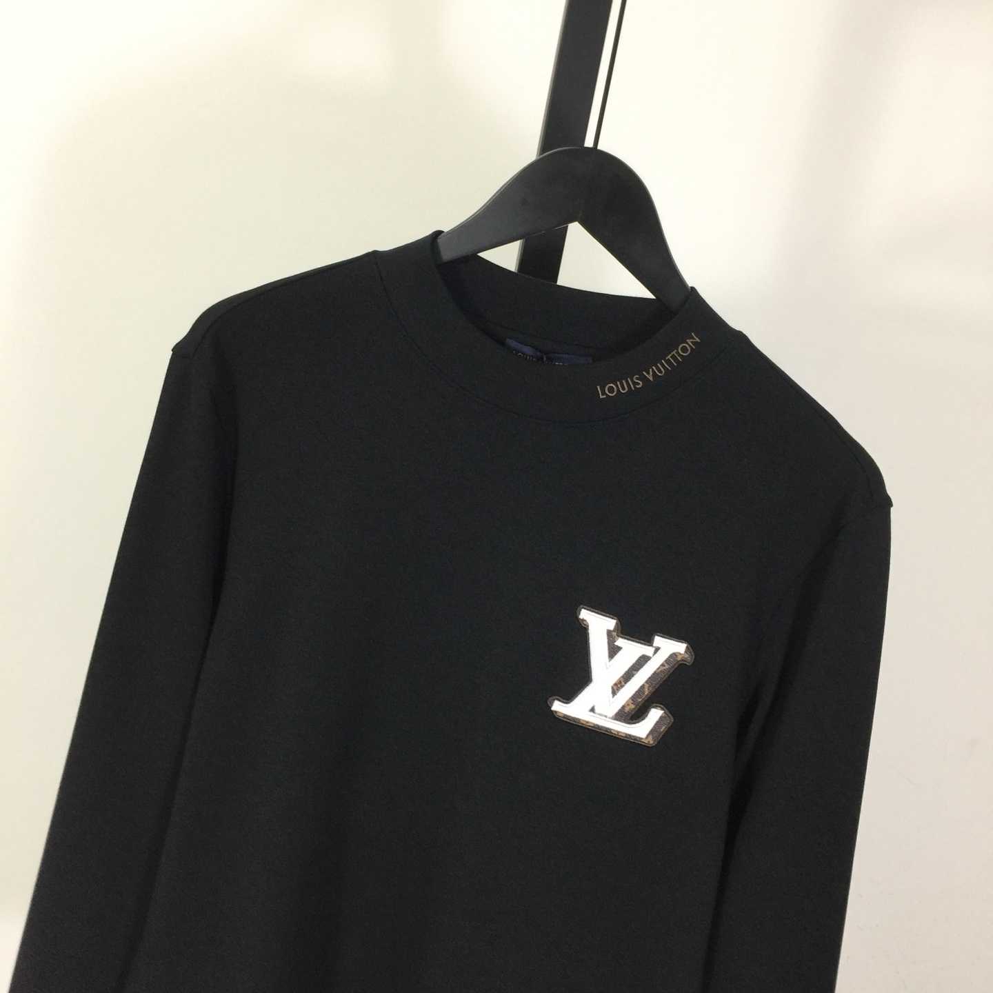 Louis Vuitton Embossed LV Long-Sleeved T-Shirt - EUR FASHION