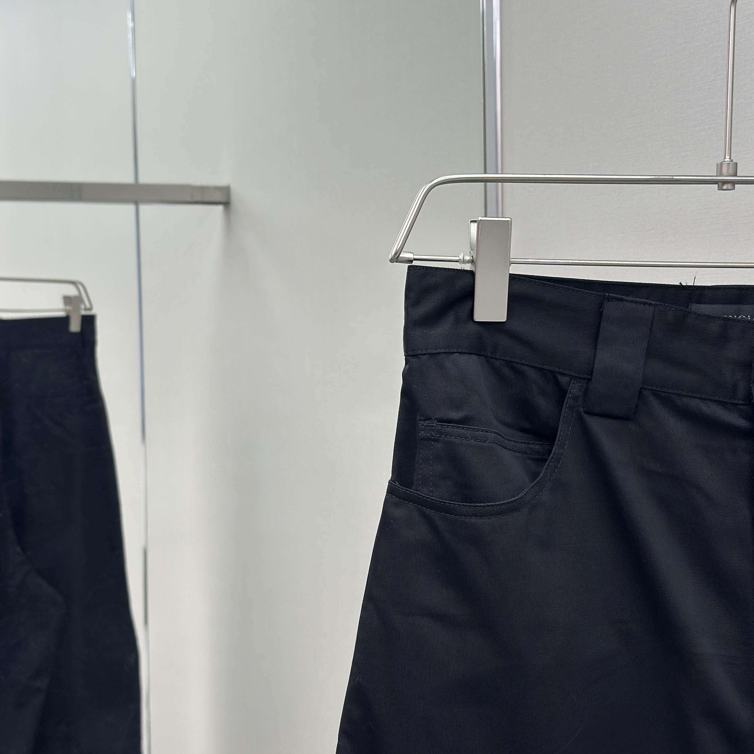 Balenciaga Workwear Utility Pants In Black - EUR FASHION