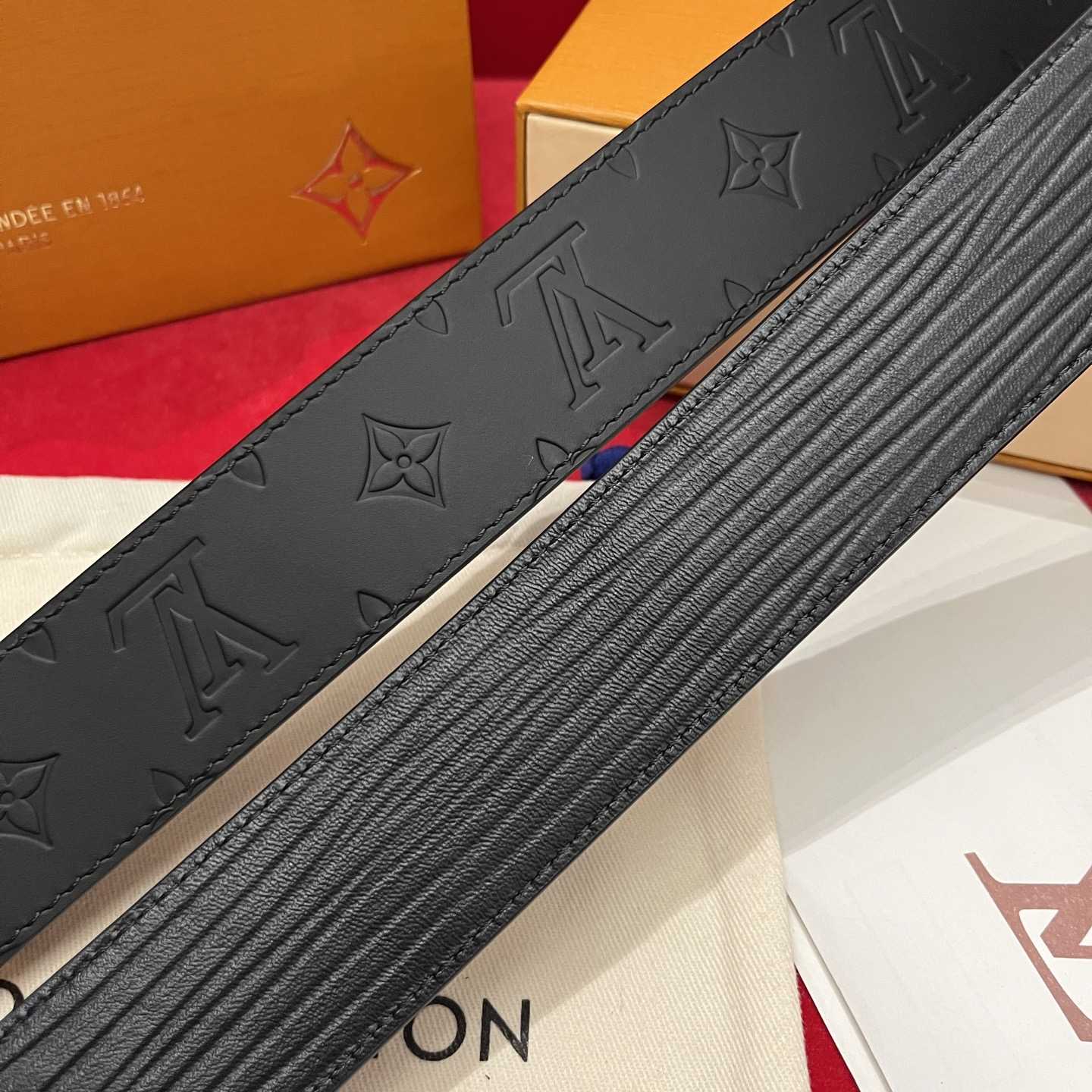Louis Vuitton Reversible Belt  4cm - EUR FASHION