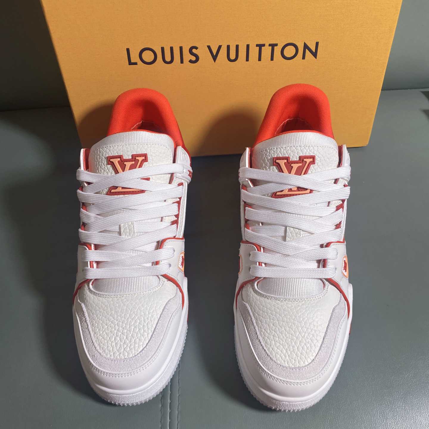 Louis Vuitton LV Trainer Sneaker      1AIIZM - EUR FASHION