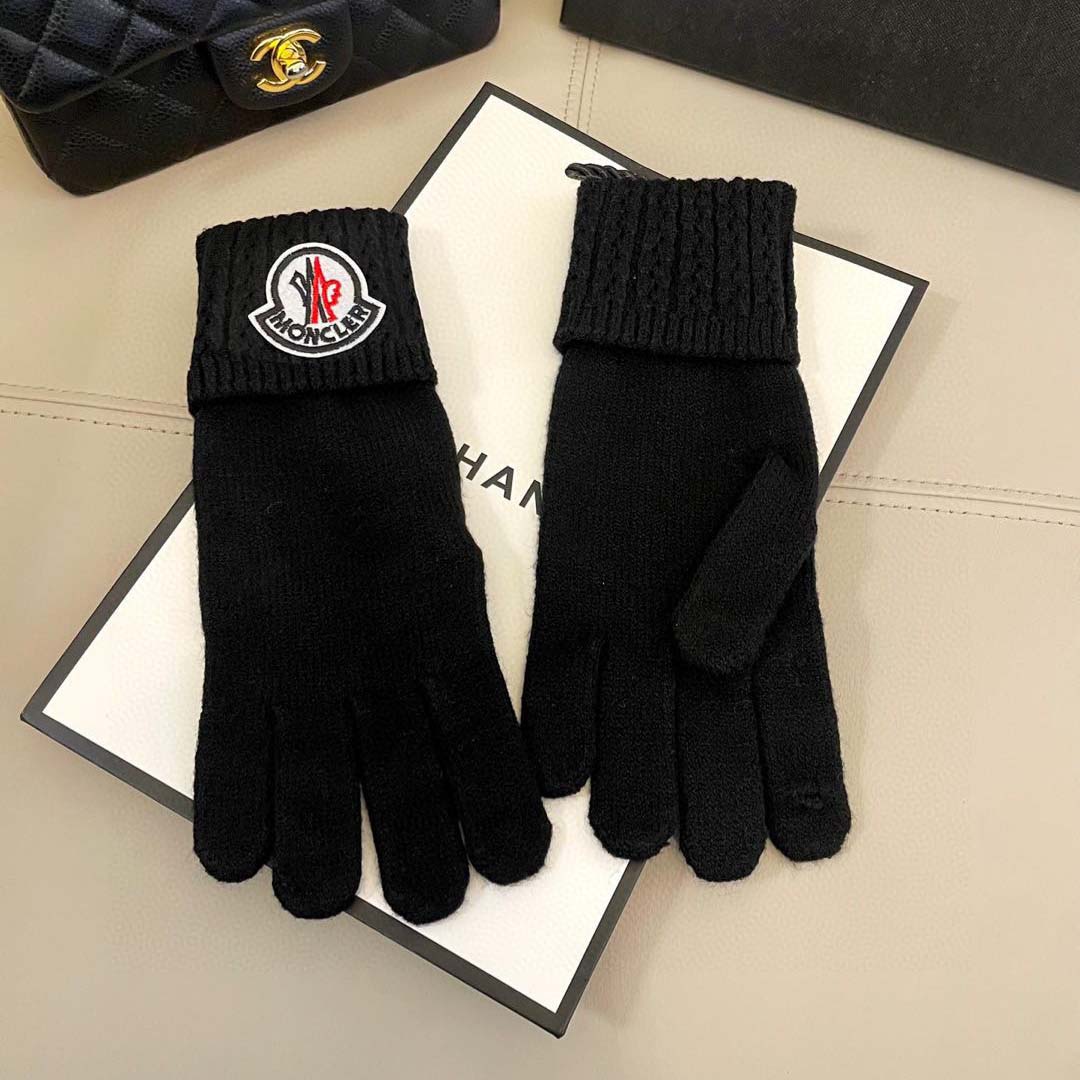 Moncler Gloves  - EUR FASHION