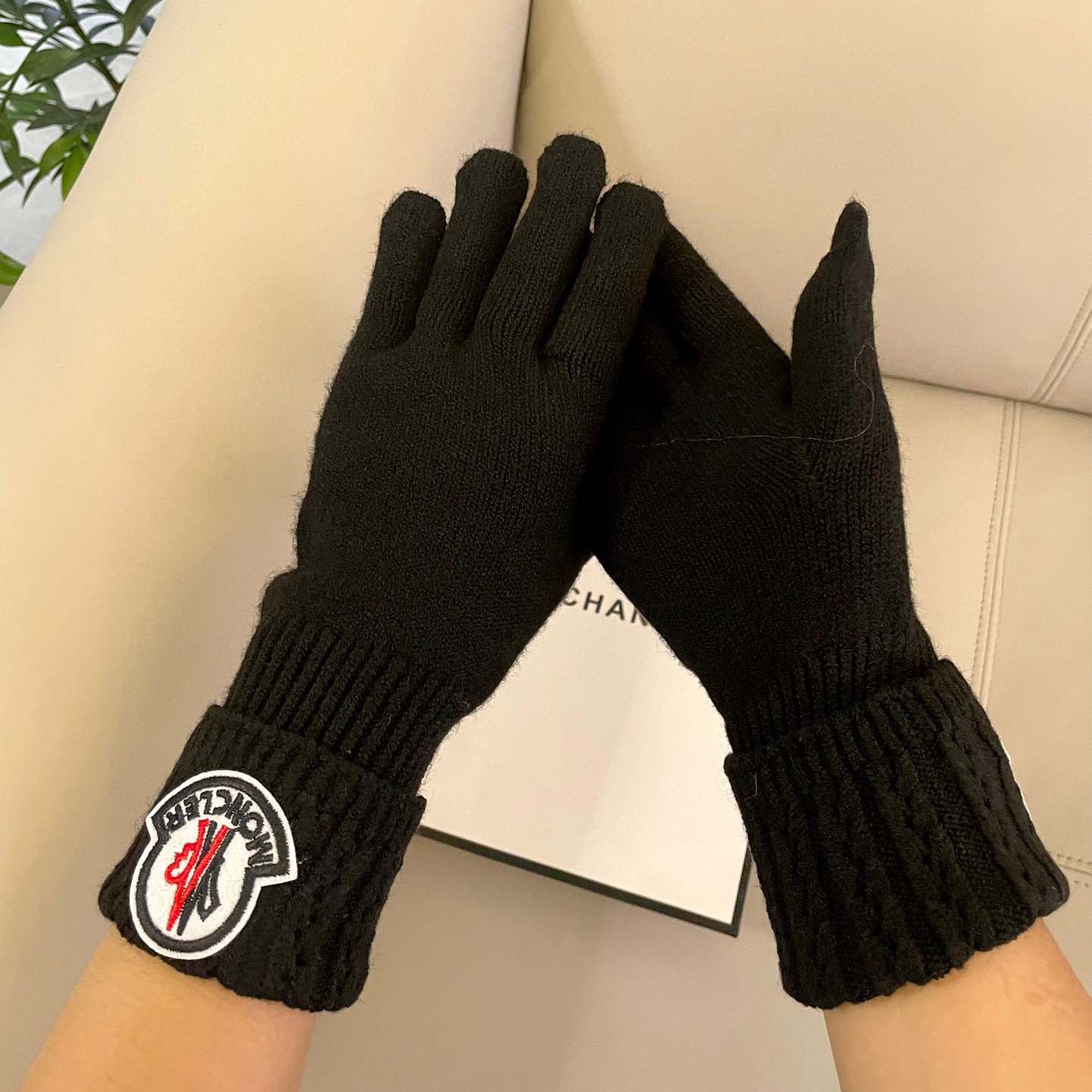 Moncler Gloves  - EUR FASHION
