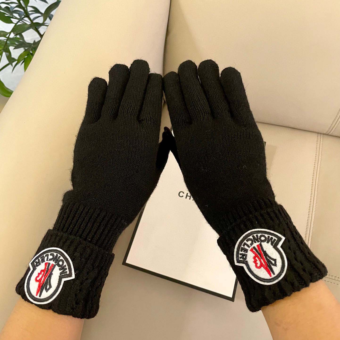 Moncler Gloves  - EUR FASHION