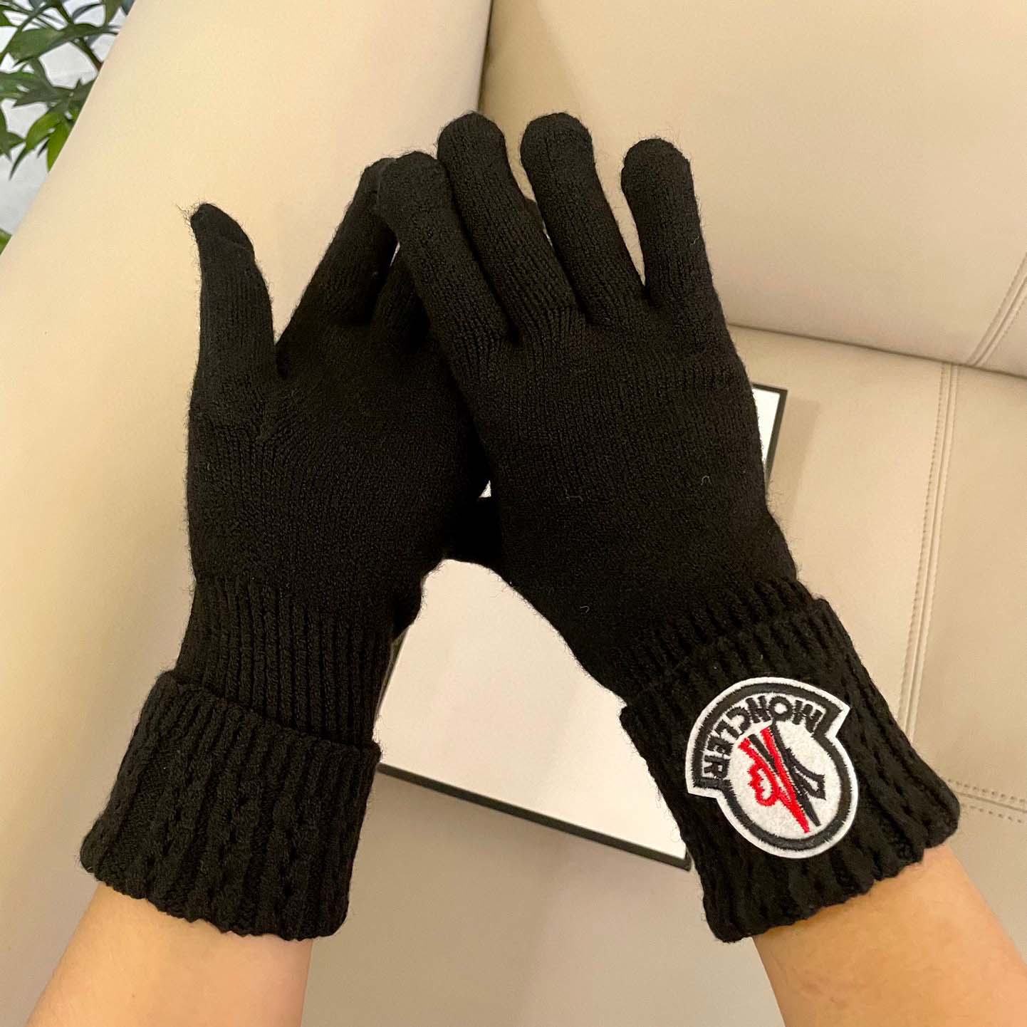 Moncler Gloves  - EUR FASHION