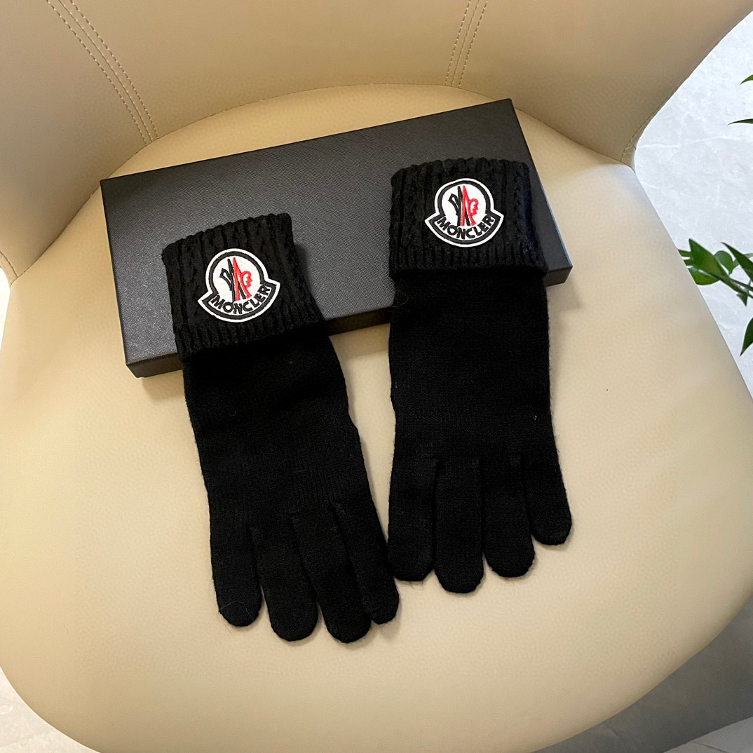 Moncler Gloves  - EUR FASHION