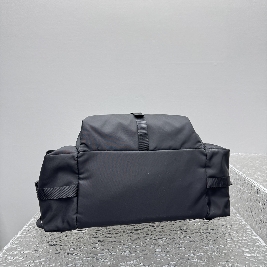 Prada Explore Re-Nylon And Leather Backpack - EUR FASHION