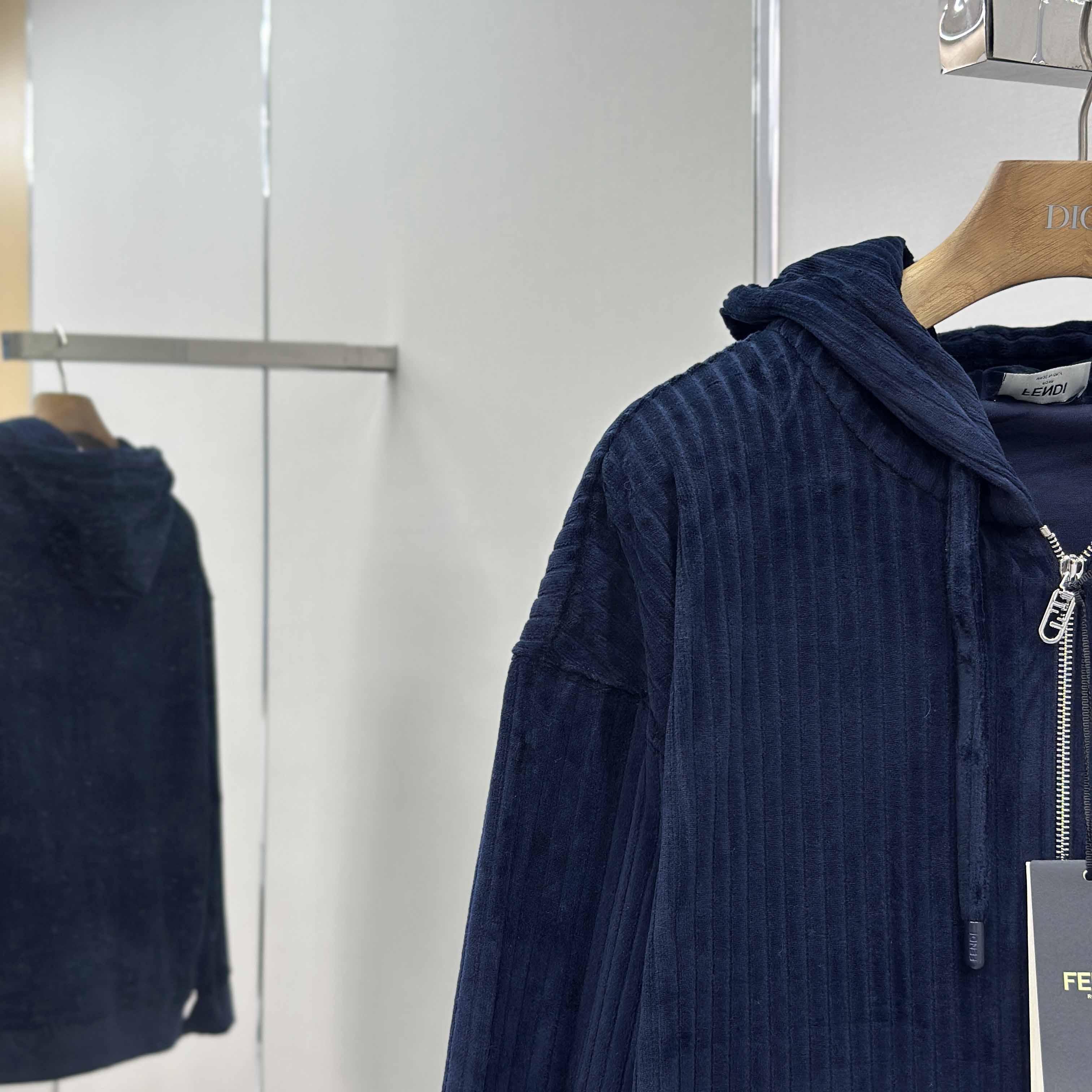 Fendi Blue Men Navy Blue Hooded Sweatshirt  - EUR FASHION