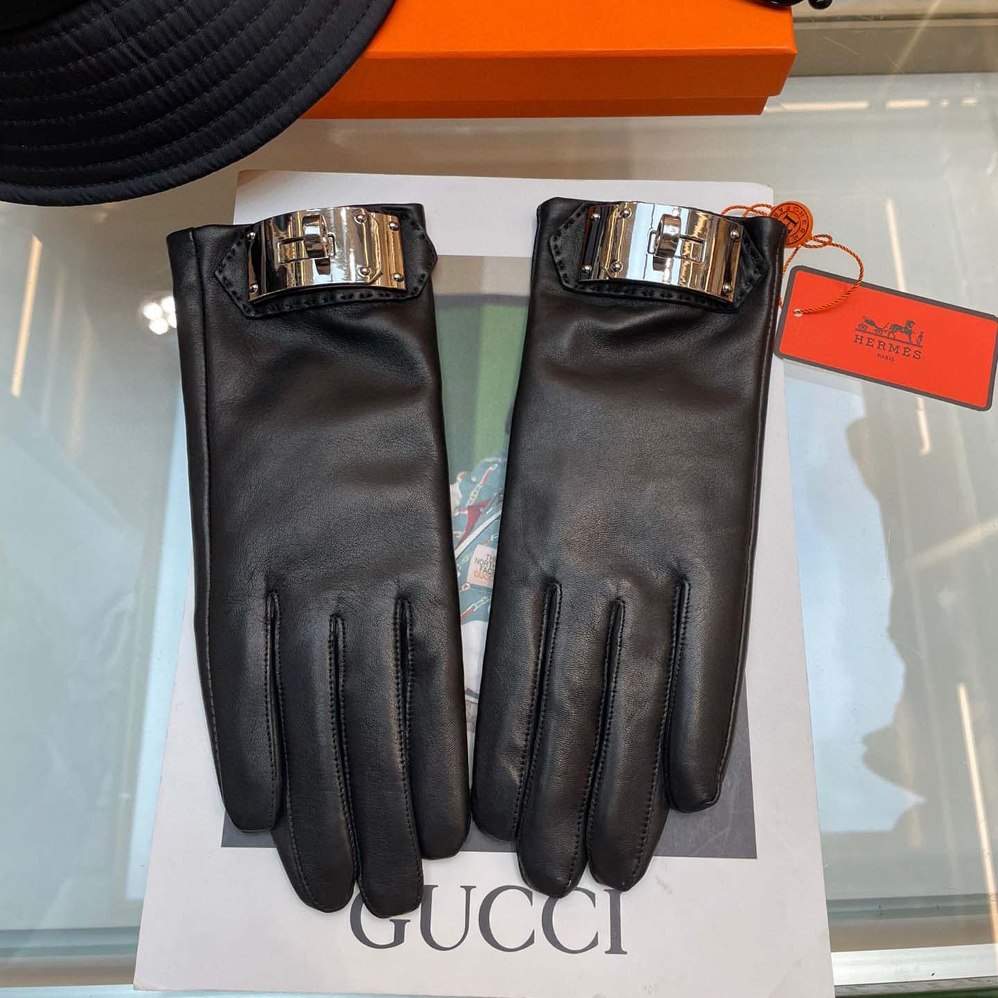 Hermes Women's Gloves  - EUR FASHION