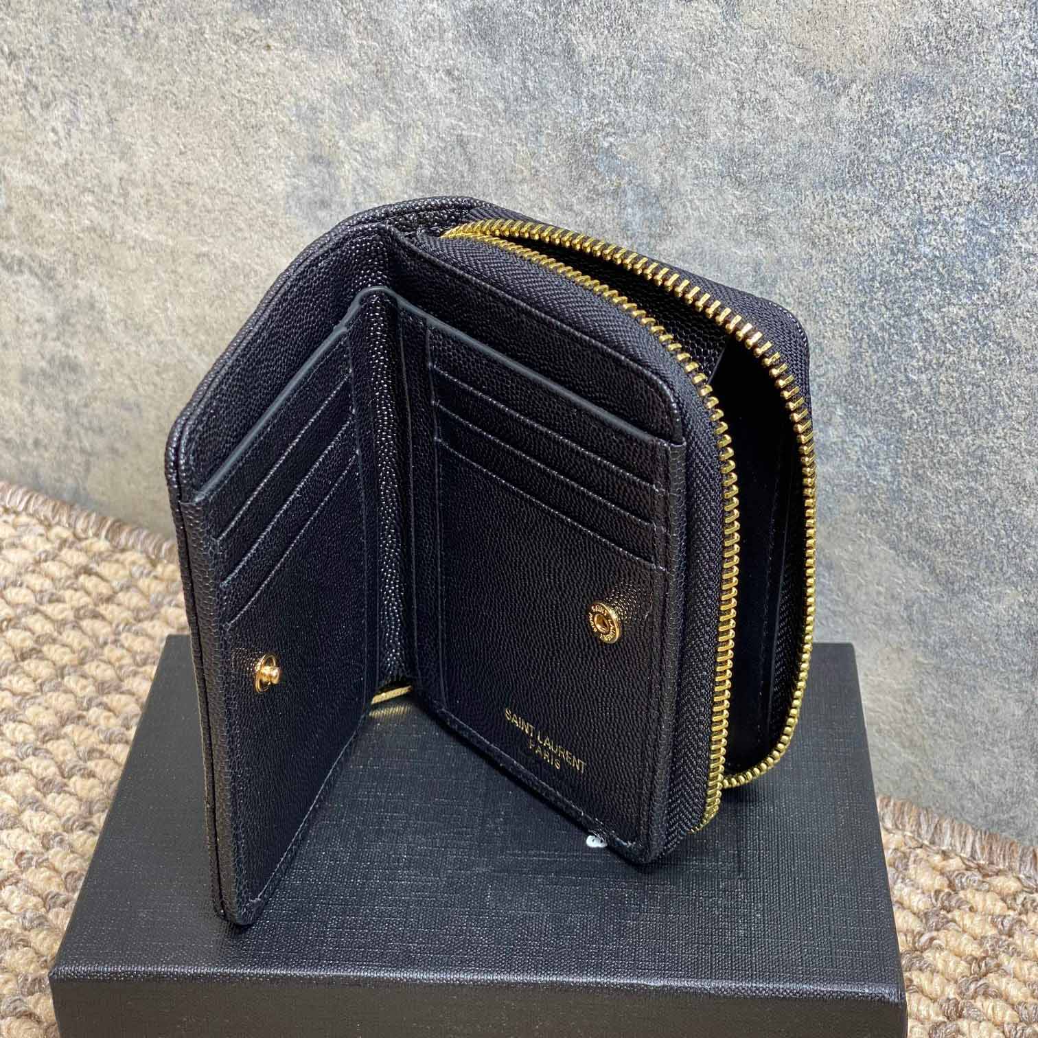 Saint Laurent Cassandre Matelassé Wallet  12x10x3cm  - EUR FASHION