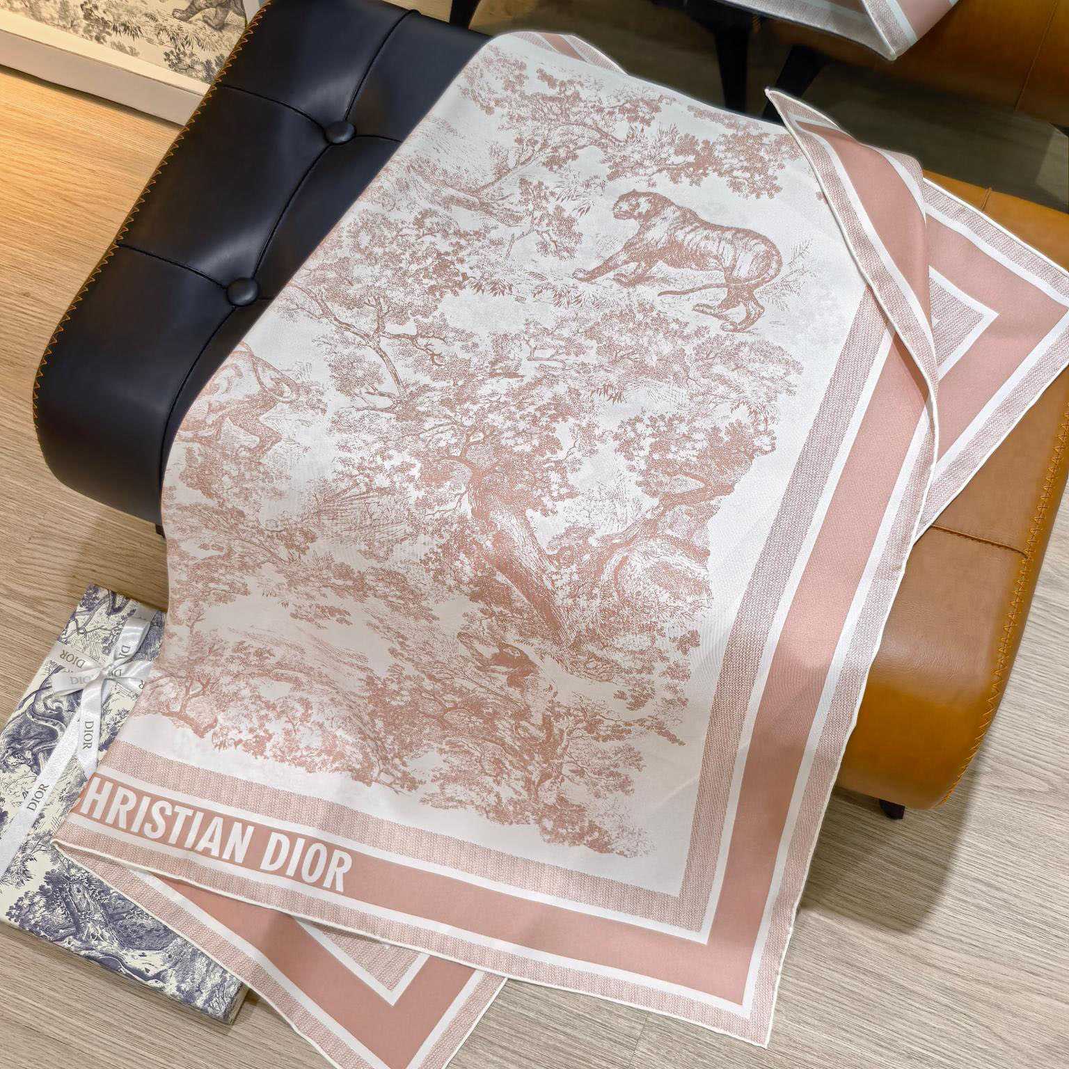 Dior Toile de Jouy Sauvage 90 Square Scarf  - EUR FASHION