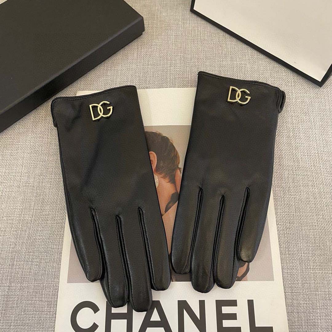 Dolce & Gabbana Women's Gloves  - EUR FASHION