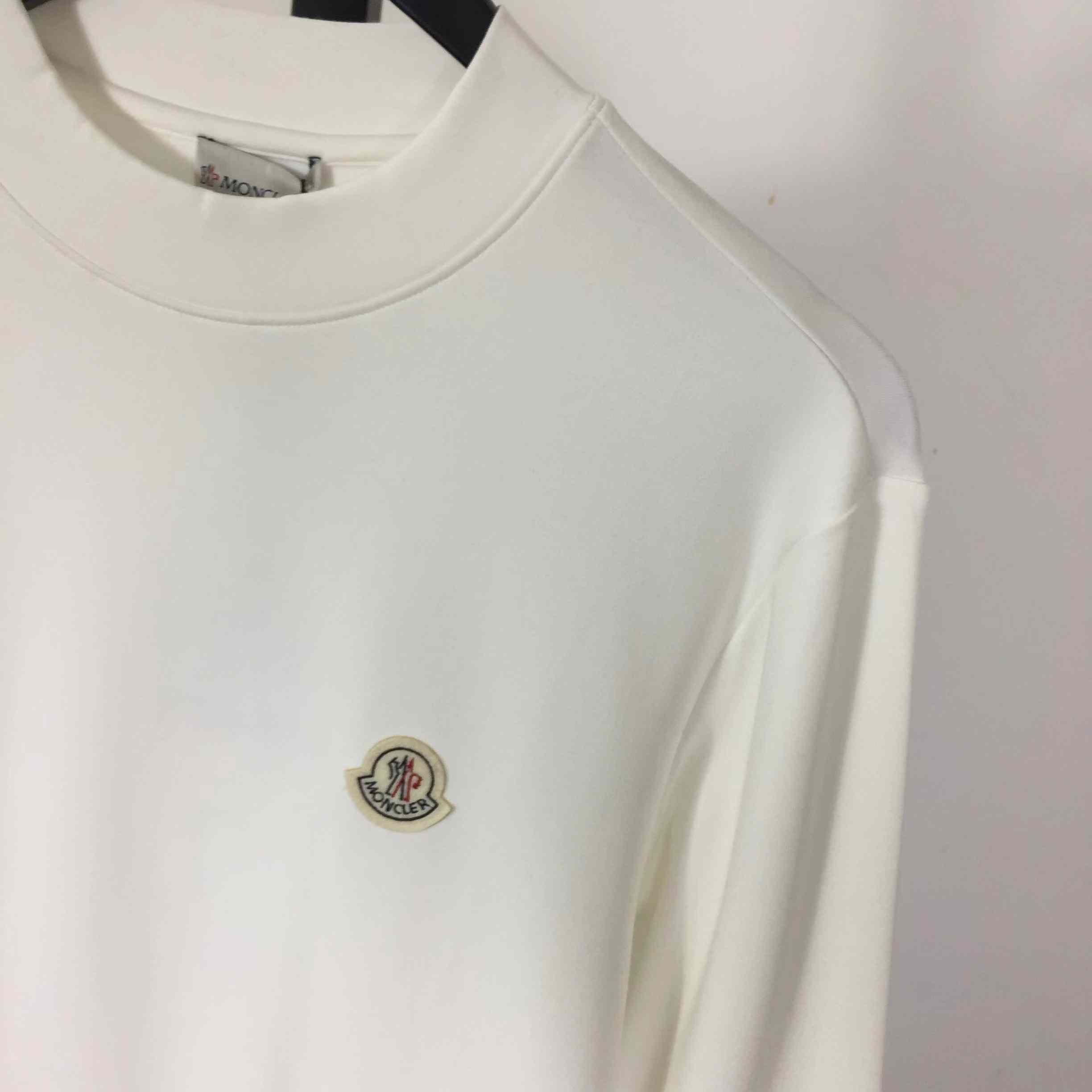 Moncler Long Sleeves - EUR FASHION