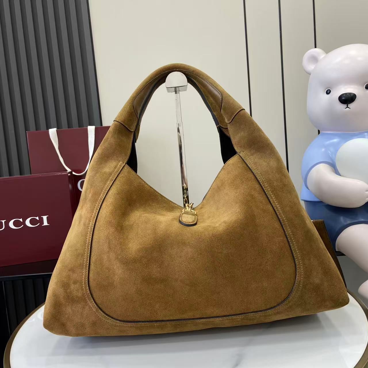 Gucci Softbit Maxi Shoulder Bag - EUR FASHION