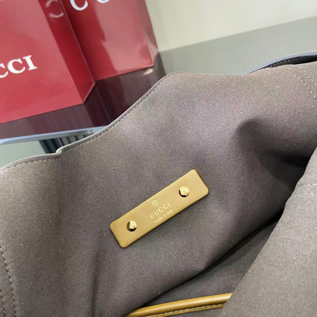Gucci Softbit Maxi Shoulder Bag - EUR FASHION