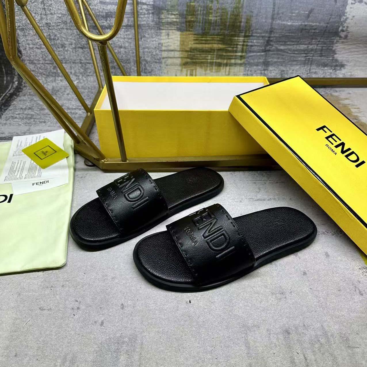 Fendi Slides - EUR FASHION