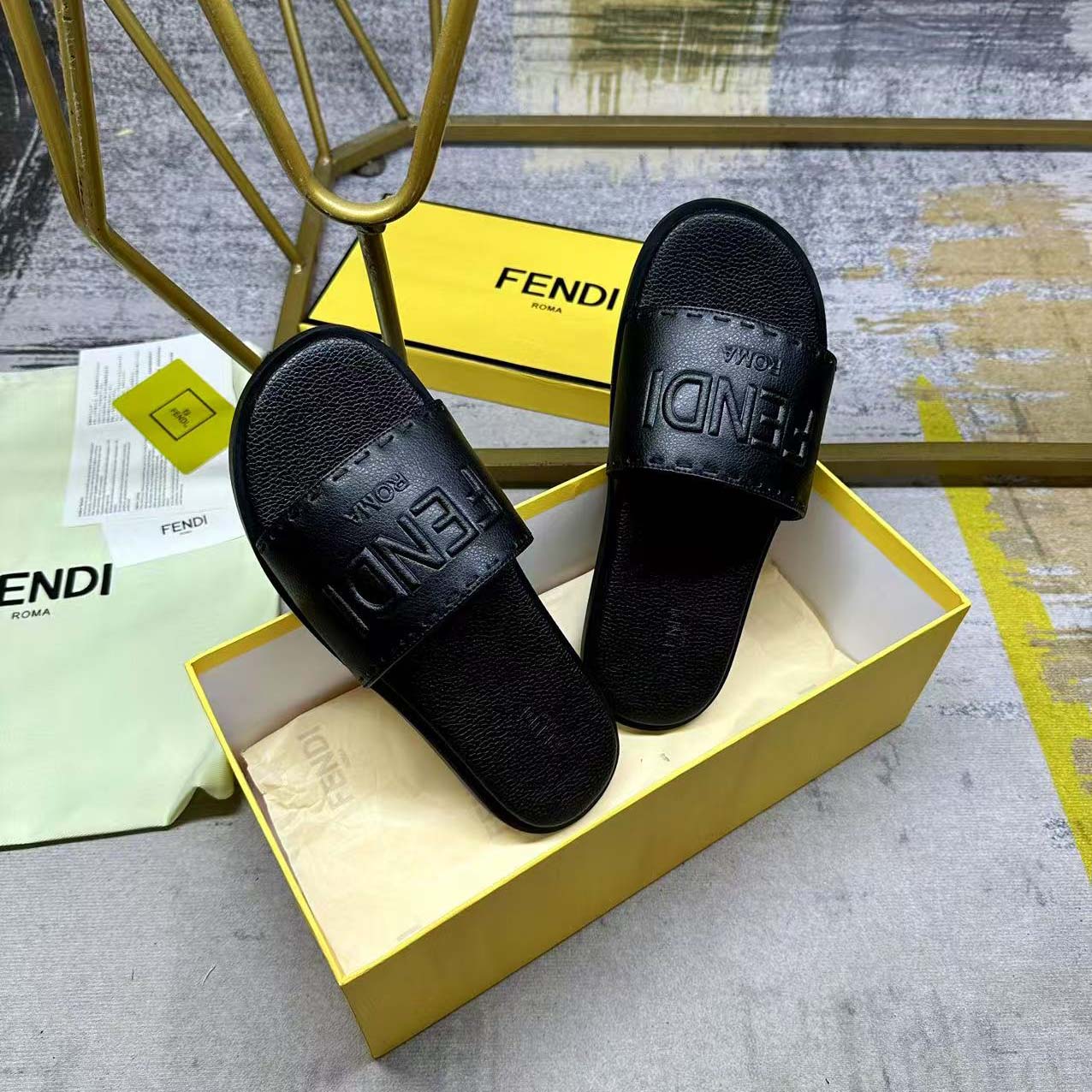 Fendi Slides - EUR FASHION