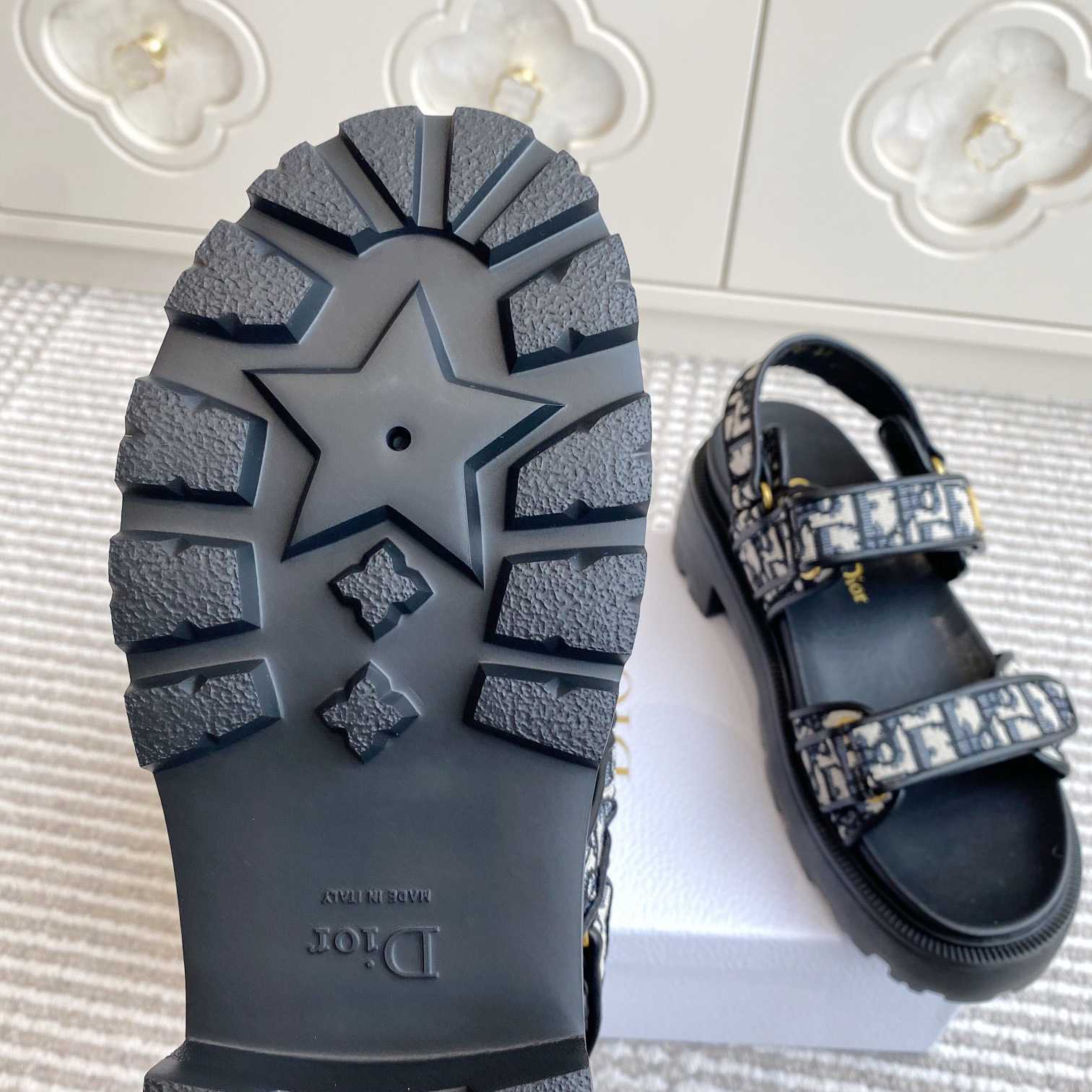 Dior Dioract Platform Sandal   - EUR FASHION