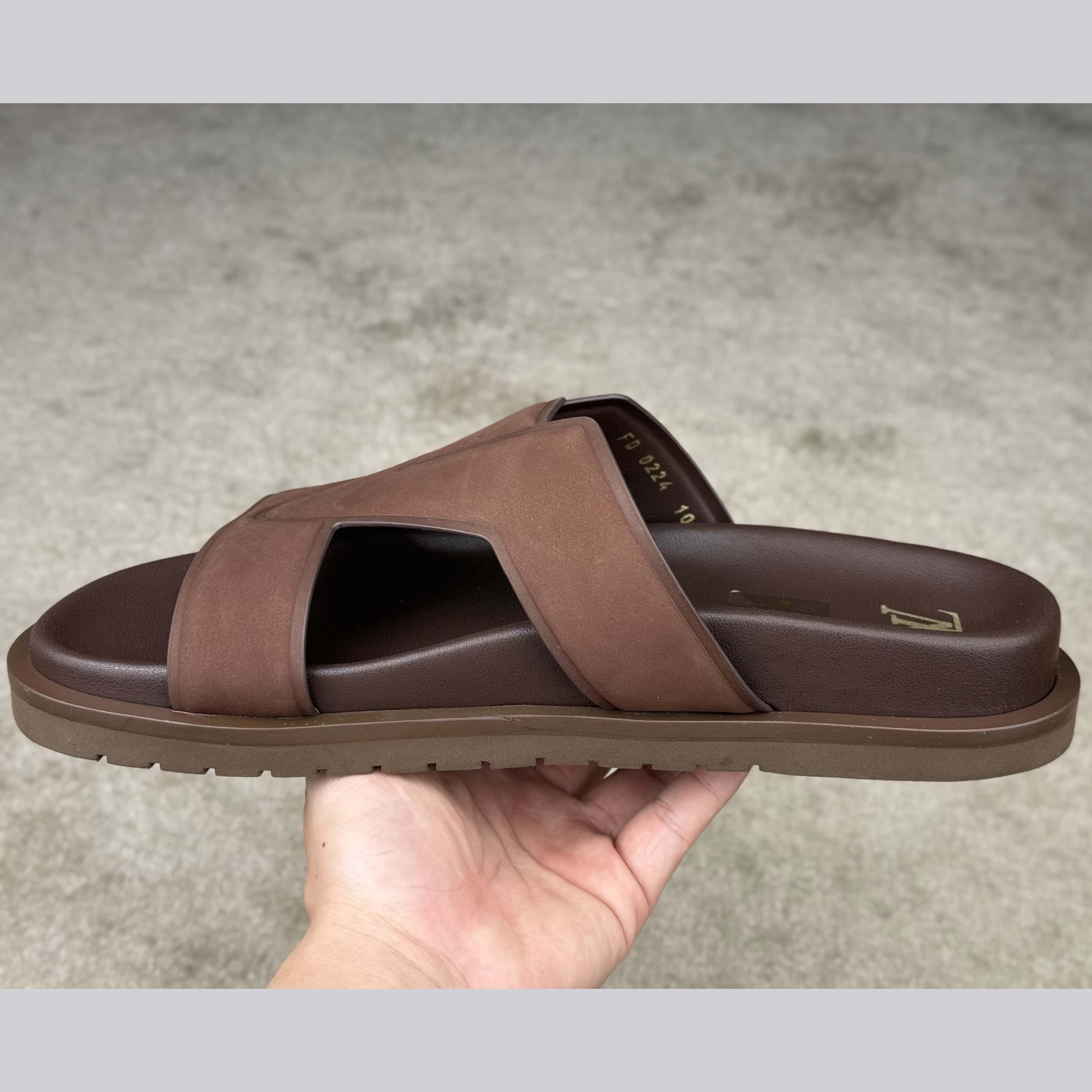 Louis Vuitton LV Oasis Mule    - EUR FASHION