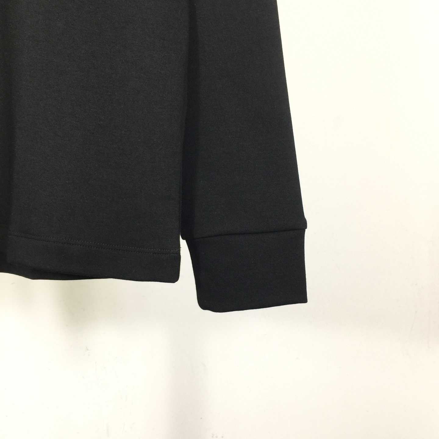 Louis Vuitton Embossed LV Long-Sleeved T-Shirt - EUR FASHION