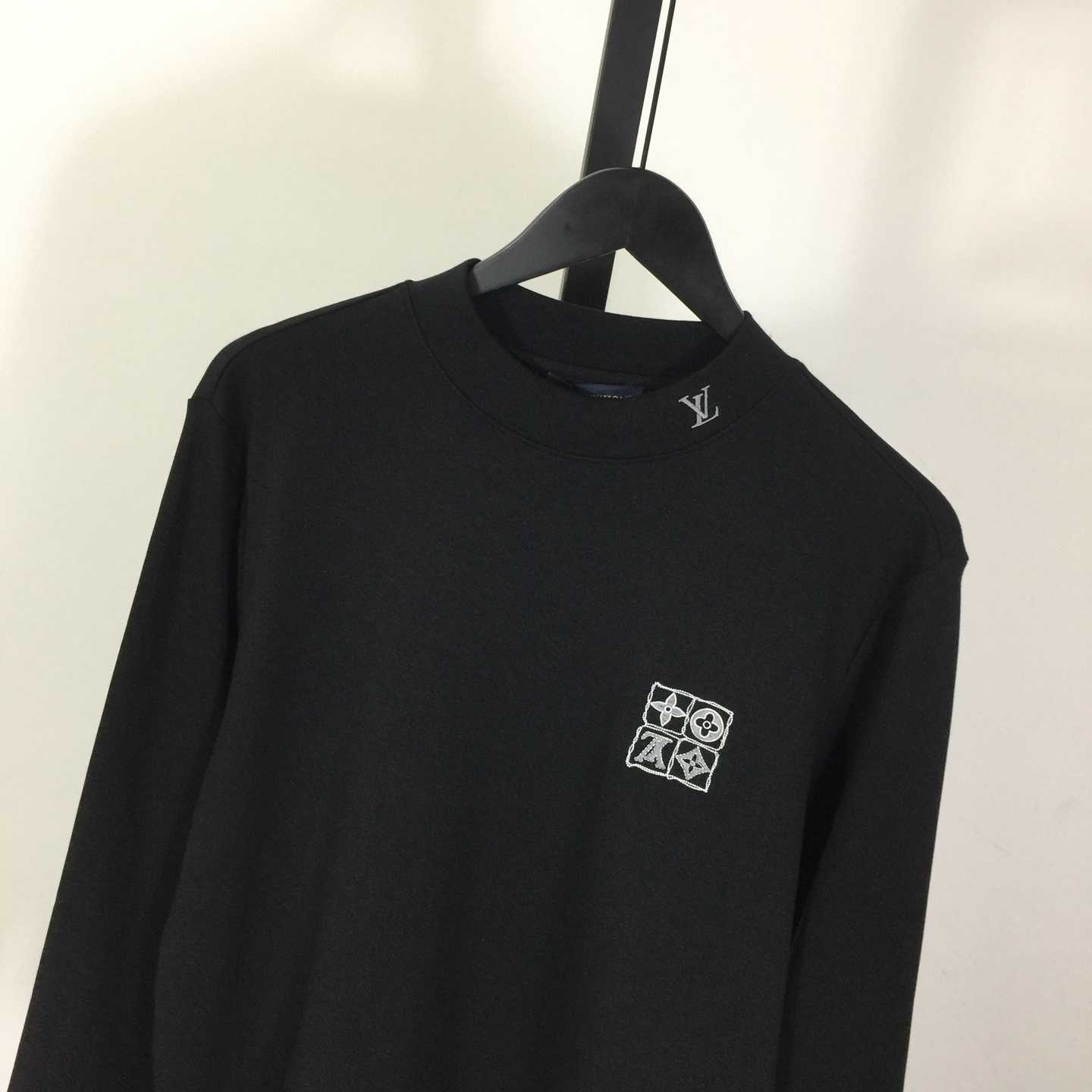 Louis Vuitton Embossed LV Long-Sleeved T-Shirt - EUR FASHION