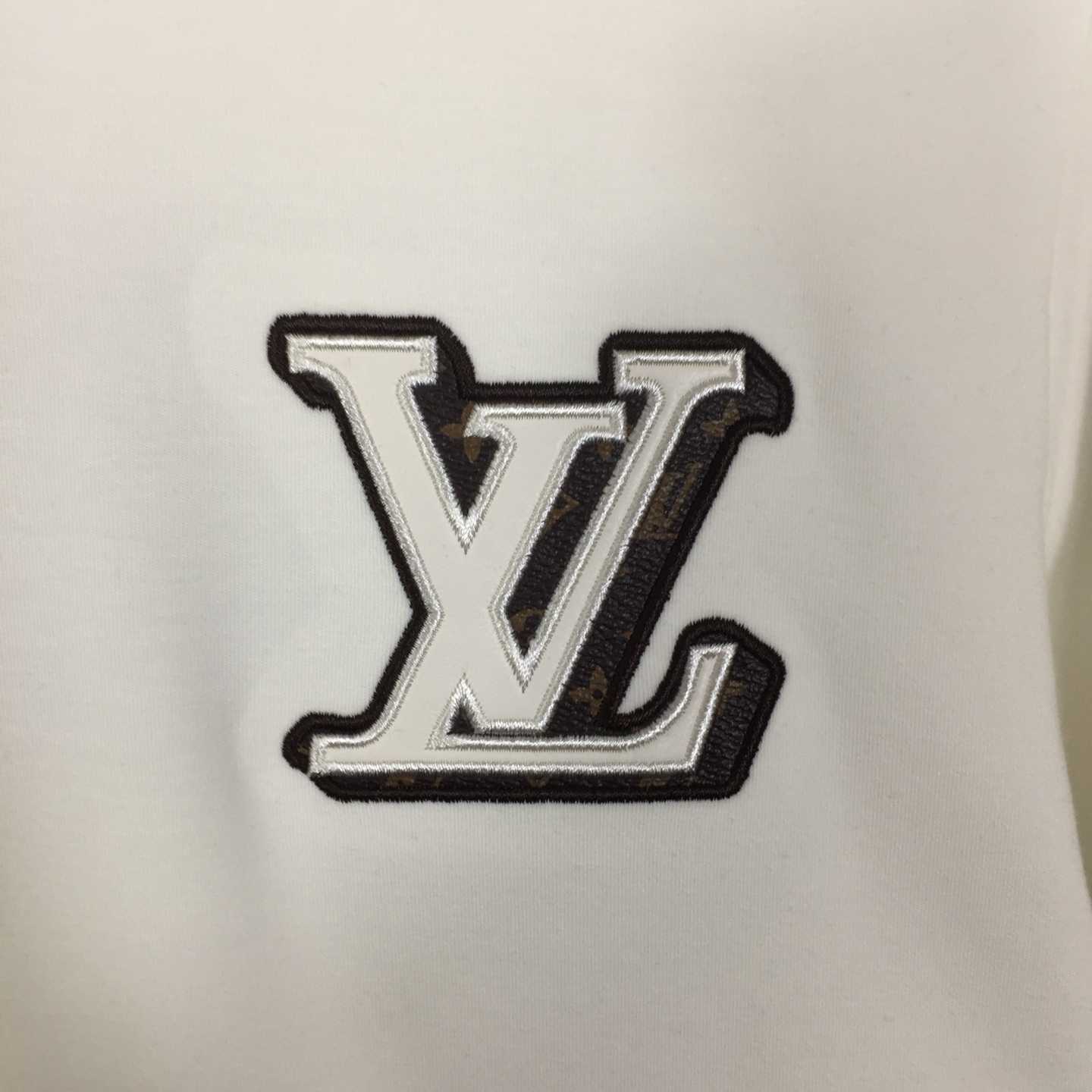 Louis Vuitton Embossed LV Long-Sleeved T-Shirt - EUR FASHION