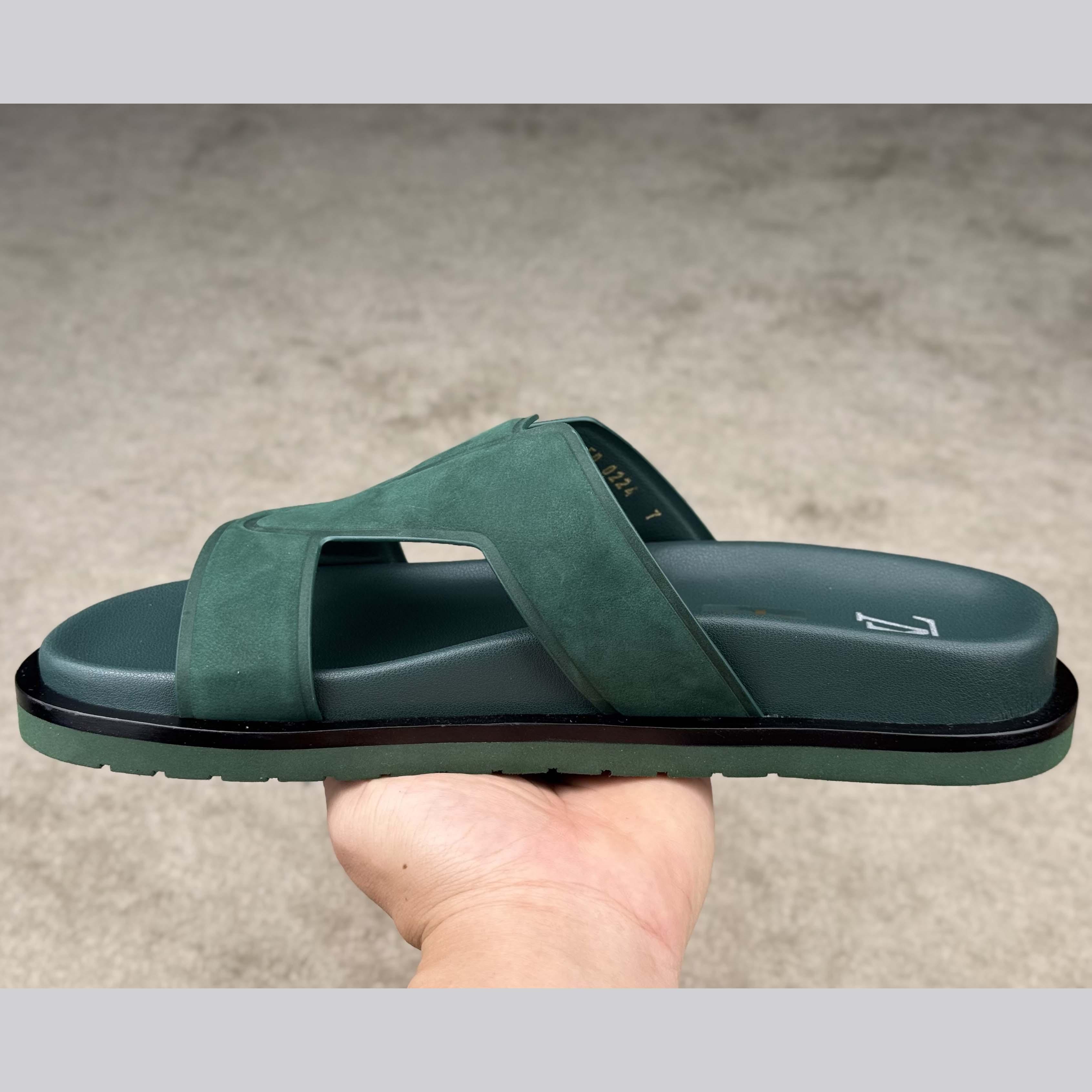 Louis Vuitton LV Oasis Mule    - EUR FASHION