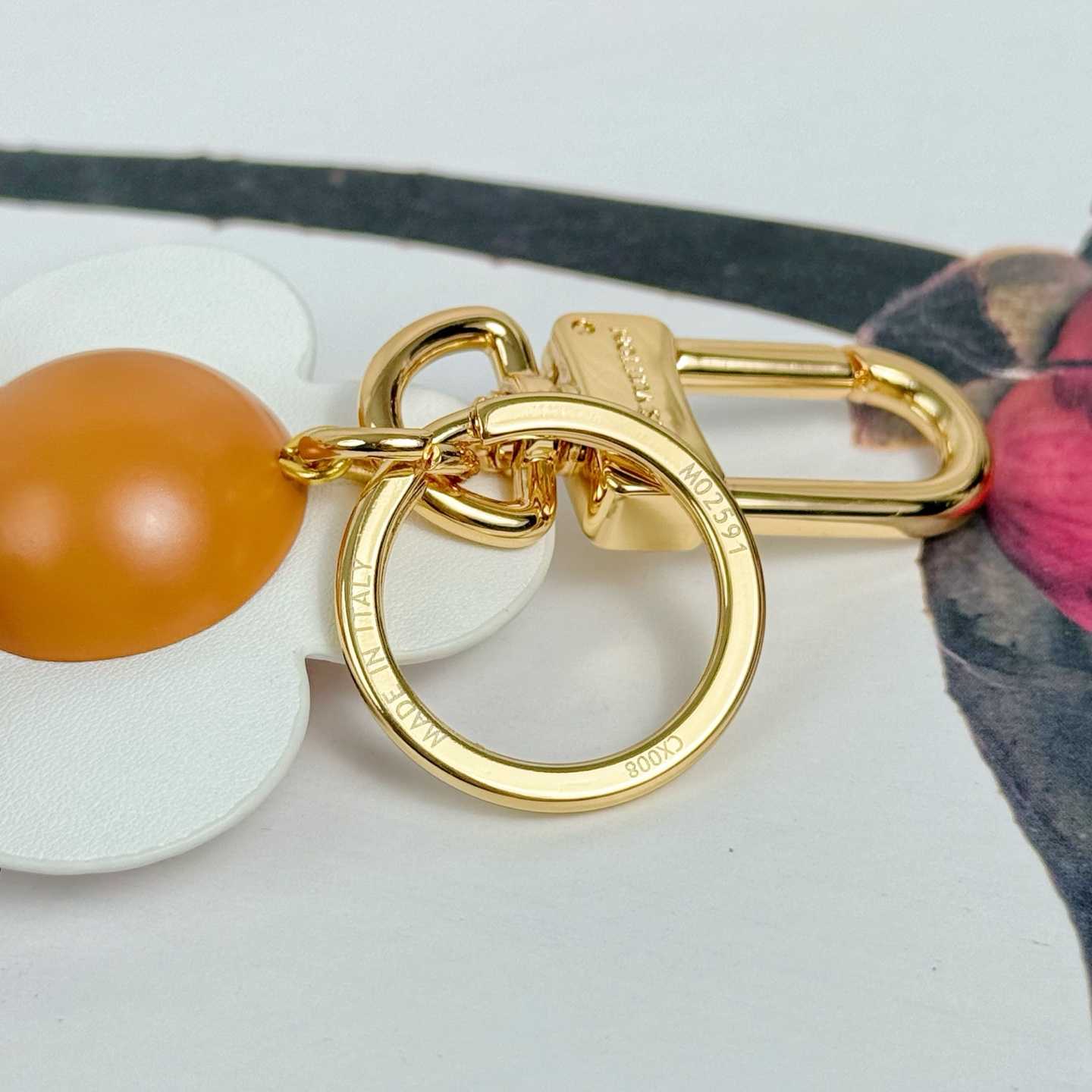 Louis Vuitton Summer Vivienne Bag Charm   M02591 - EUR FASHION