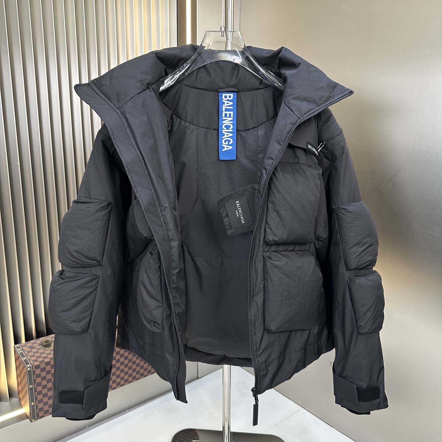 Balenciaga Puffer Jacket - EUR FASHION