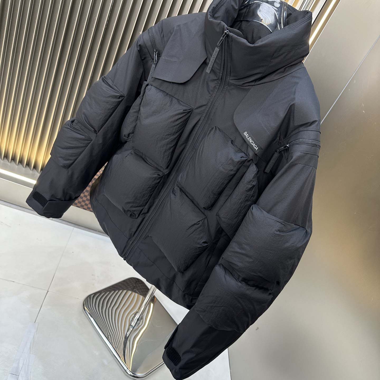 Balenciaga Puffer Jacket - EUR FASHION