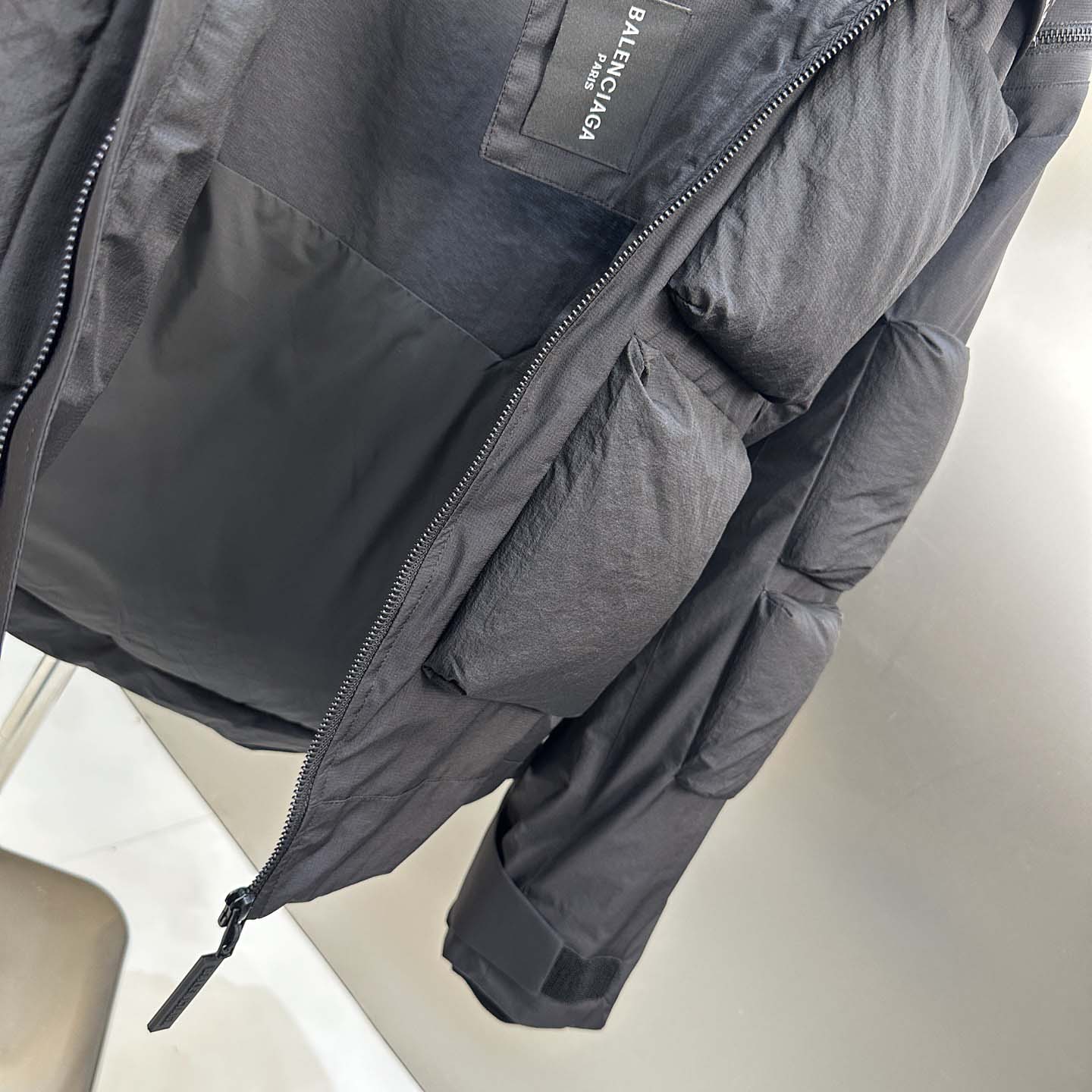 Balenciaga Puffer Jacket - EUR FASHION