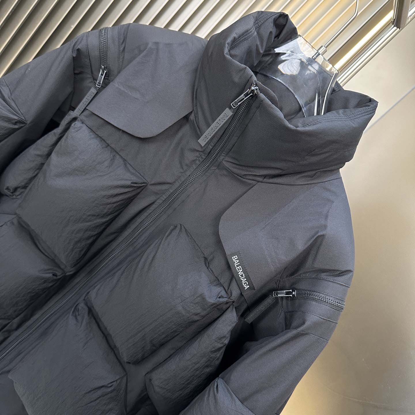 Balenciaga Puffer Jacket - EUR FASHION